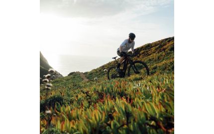 Downhill – kolarstwo zjazdowe – gdy grawitacja Ci niestraszna