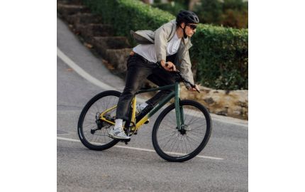 Test 5 mitów o aerodynamice: Czy golenie nóg i ciasne ubrania naprawdę robią różnicę?