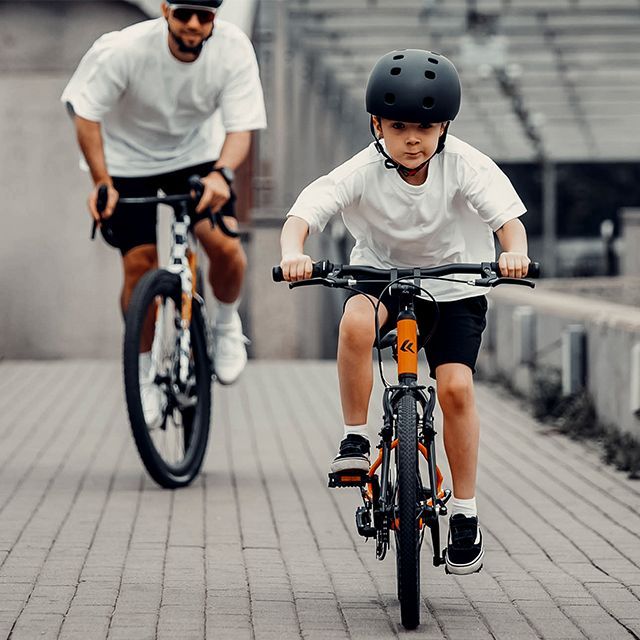 Jak dobrać kask rowerowy? 3 rzeczy, o kt&oacute;rych warto pamiętać