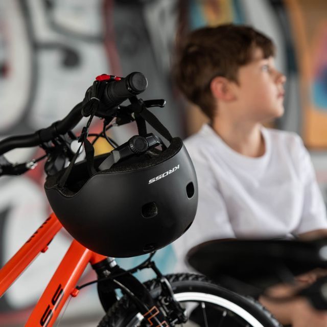 Kask do 16 roku życia – obowiązek czy zdrowy rozsądek?