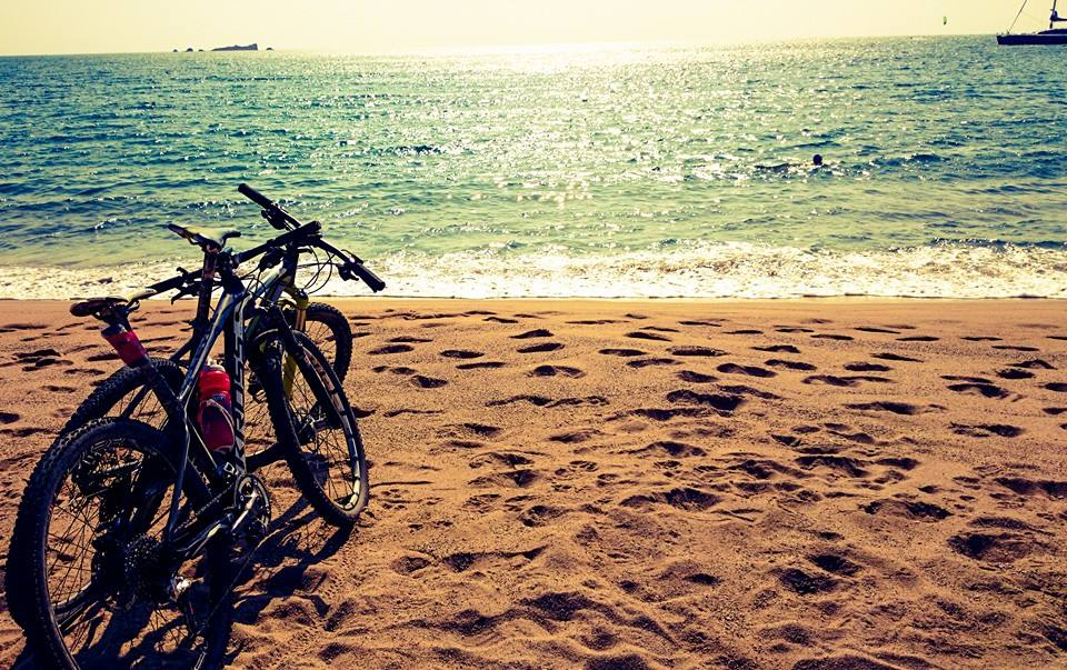 Zimowy urlop z rowerem – co zabrać? Zimowy urlop z rowerem – co zabrać?